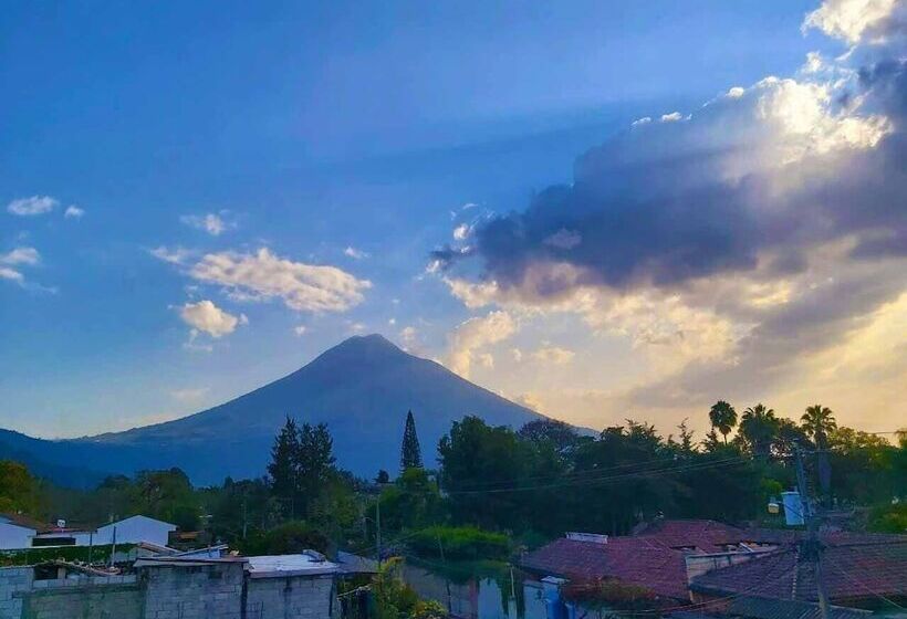 هتل Casa Mercedes