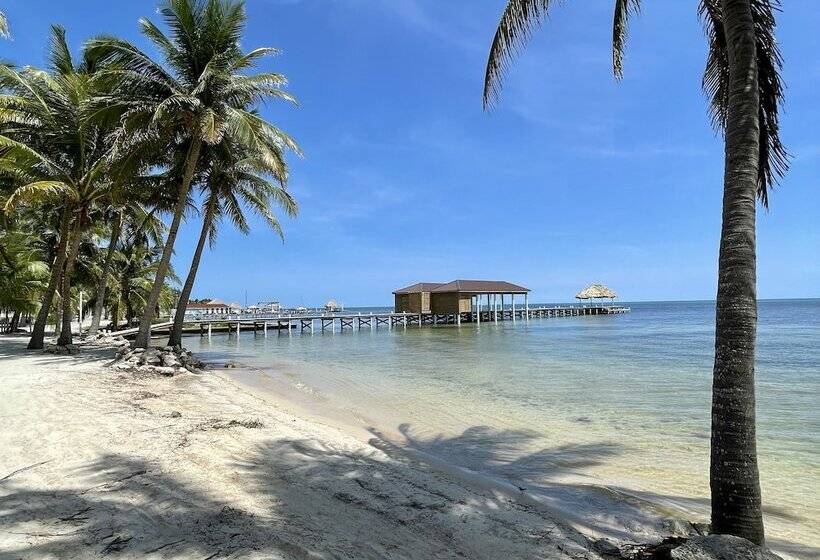 هتل Coral Bay Villas