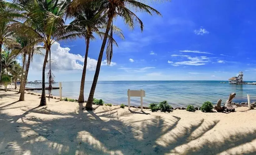 Hotelli Coral Bay Villas