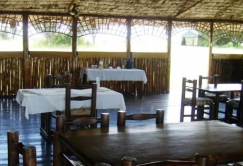 هتل Hippo Hill Lodge