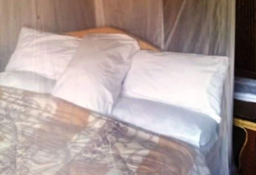 هتل Hippo Hill Lodge