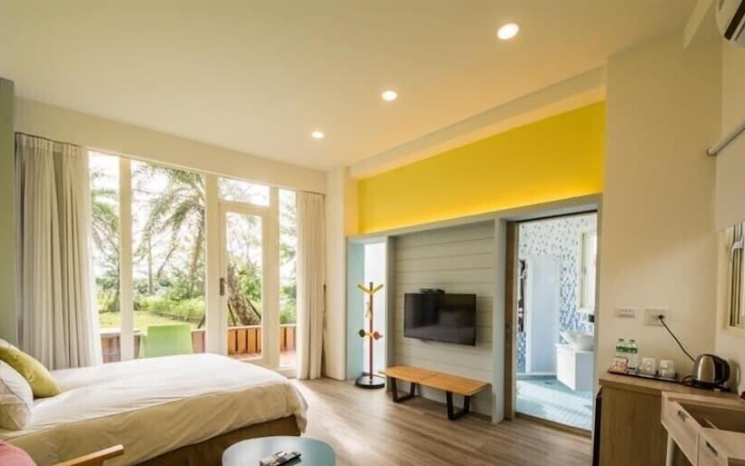 هتل The Riverview Retreats