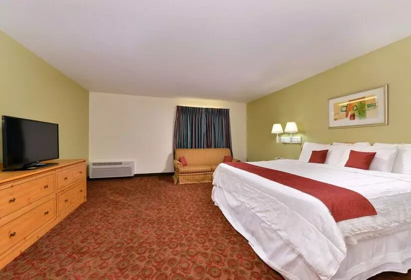 Americas Best Value Inn & Suites Winnie