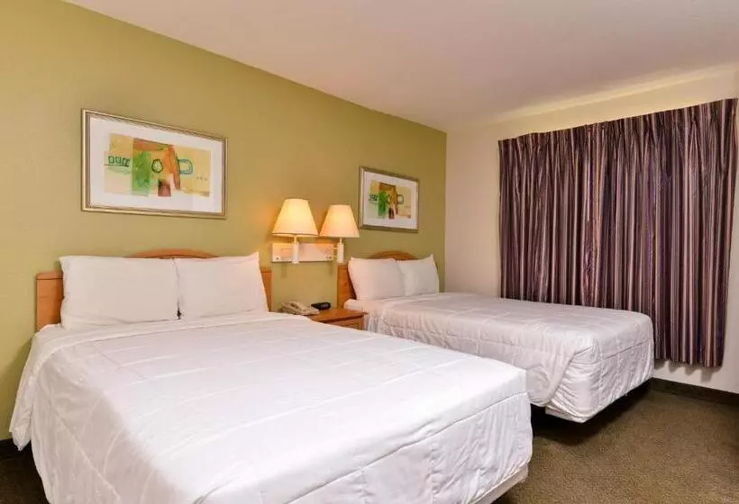 Americas Best Value Inn & Suites Winnie