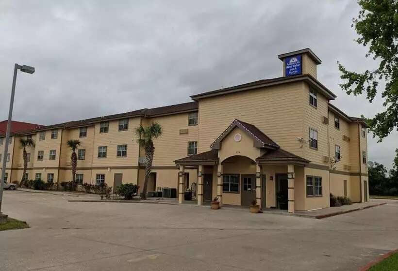 Americas Best Value Inn & Suites Winnie