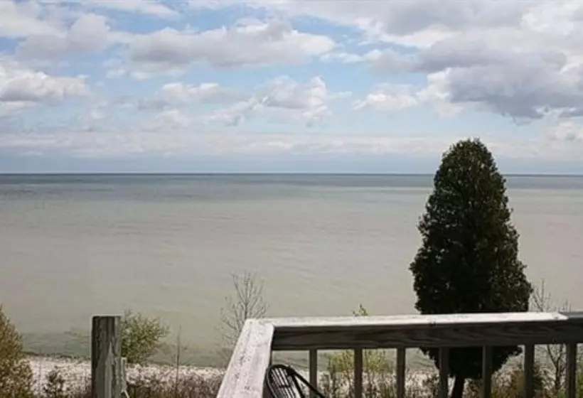 At The Waters Edge Bed & Breakfast