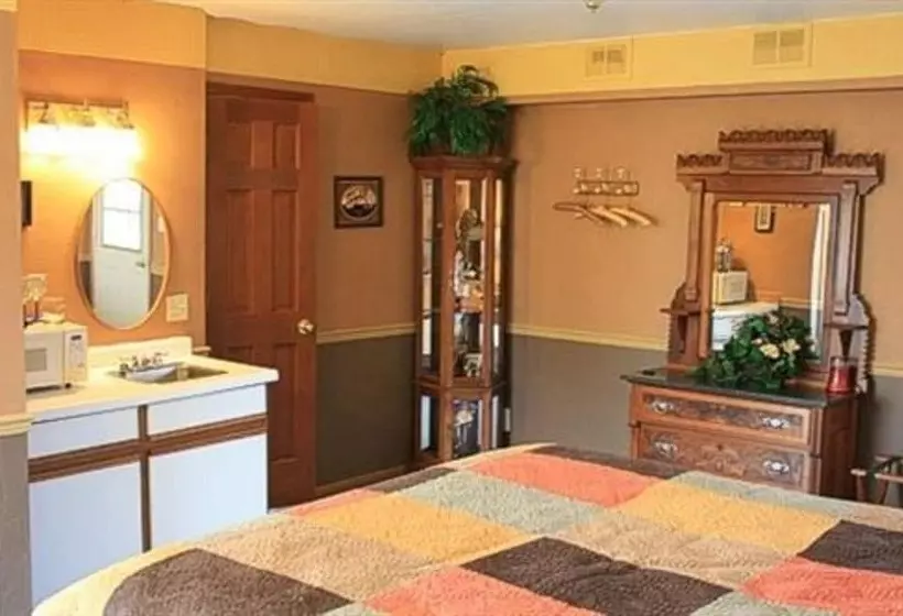 At The Waters Edge Bed & Breakfast