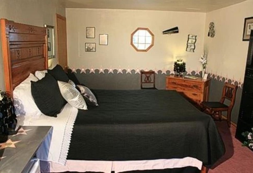 At The Waters Edge Bed & Breakfast