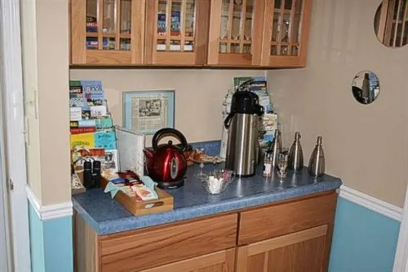 At The Waters Edge Bed & Breakfast