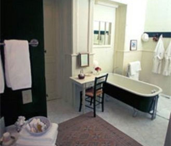 مبيت وإفطار Abingdon Manor  Country Inn & Restaurant