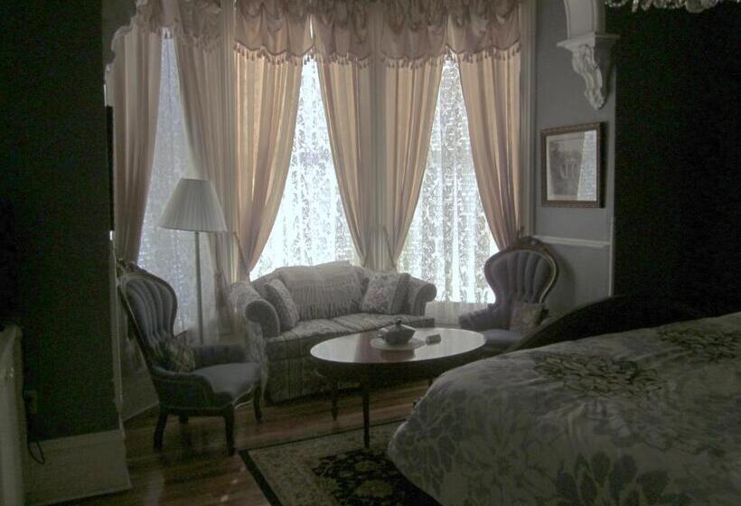 مبيت وإفطار Baer House Inn