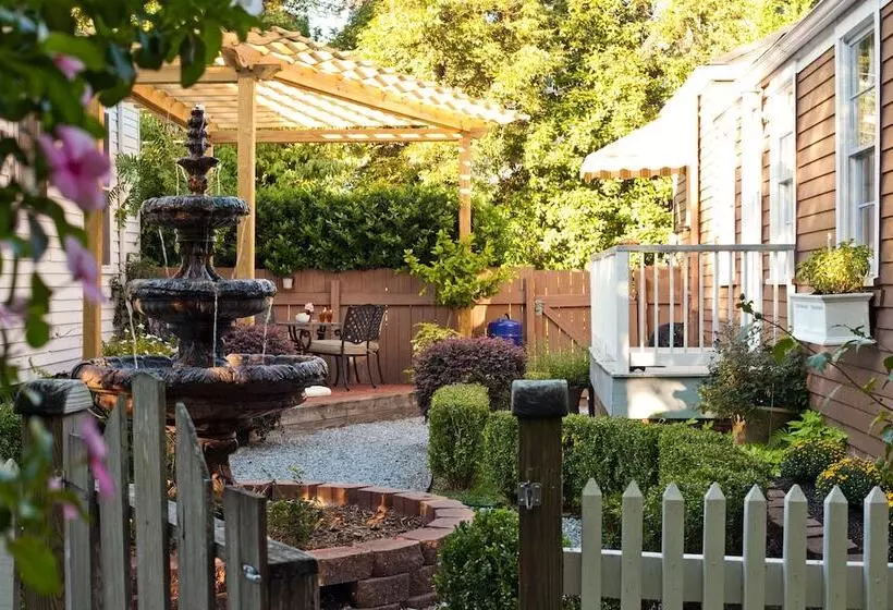 مبيت وإفطار Devereaux Shields House