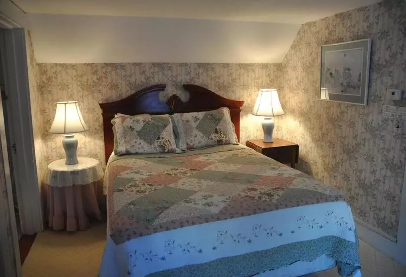 Bed and Breakfast Echo Lake Inn