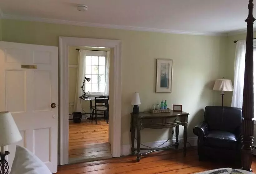 ベッドアンドブレックファースト Eddington House Inn