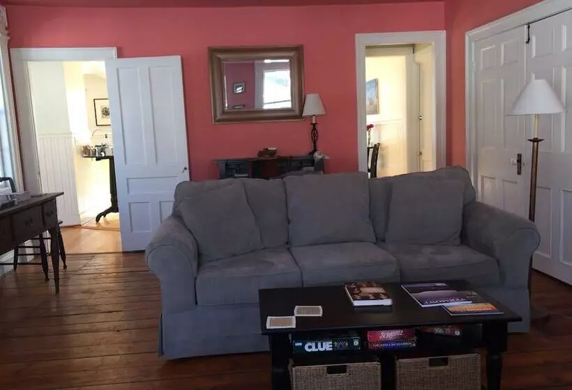 ベッドアンドブレックファースト Eddington House Inn