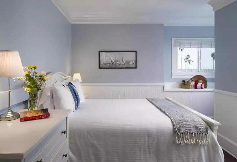 ベッドアンドブレックファースト Newport Beach