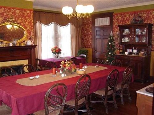 ベッドアンドブレックファースト Russell-cooper House