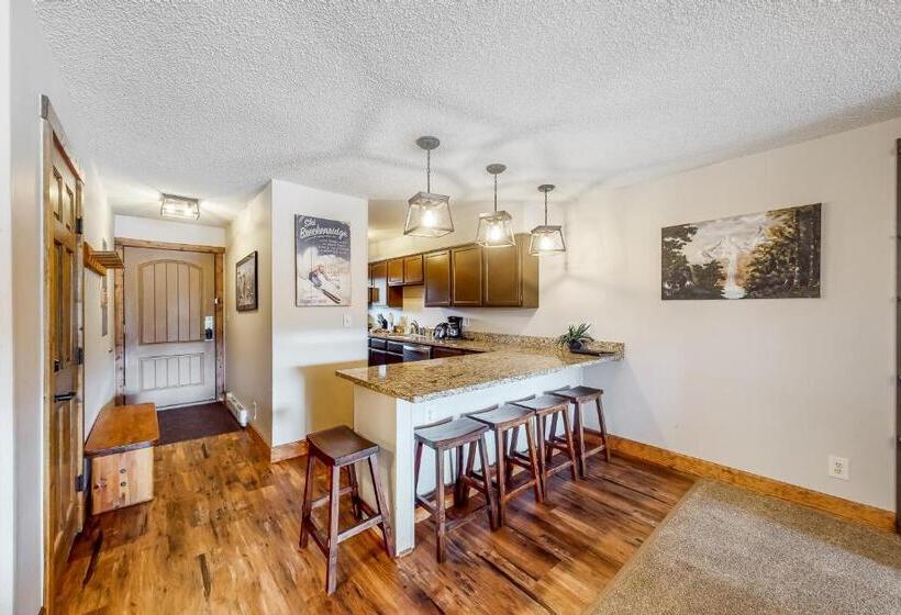 فندق Breckenridge Ski Hideaway