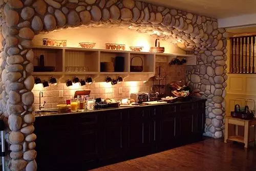 Hotelli Embarc Blue Mountain