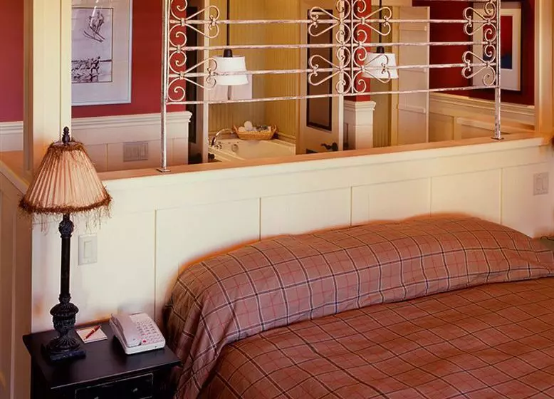 Hotelli Embarc Blue Mountain