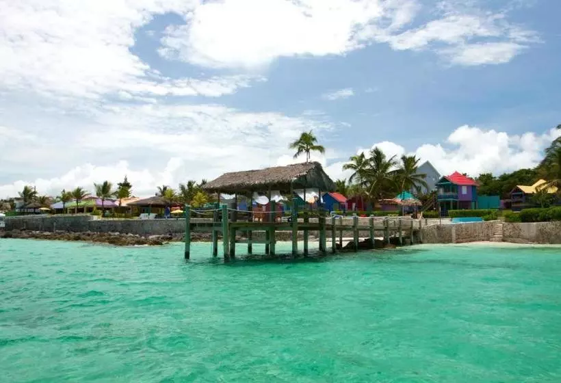 Hotel Compass Point Beach Resort