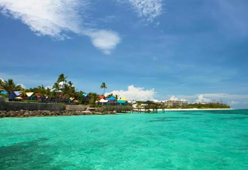 Hotel Compass Point Beach Resort