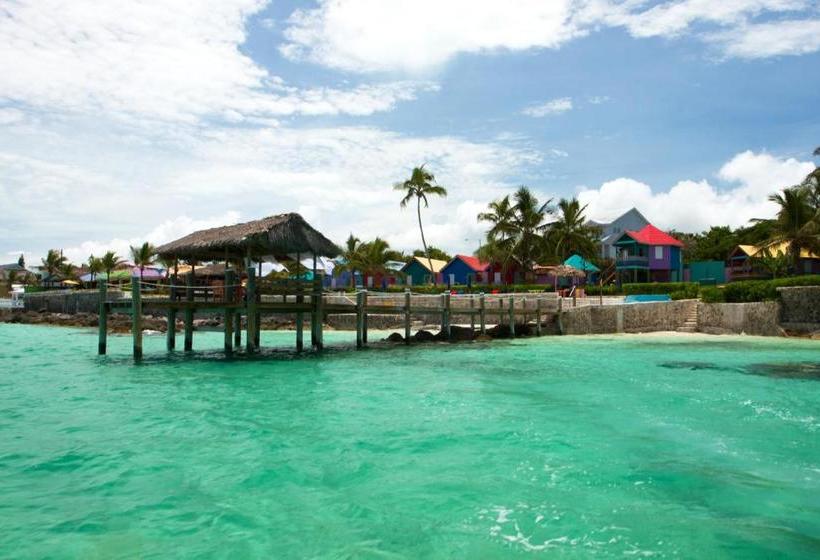 هتل Compass Point Beach Resort