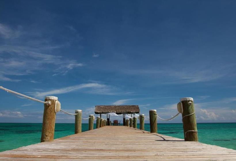 هتل Compass Point Beach Resort