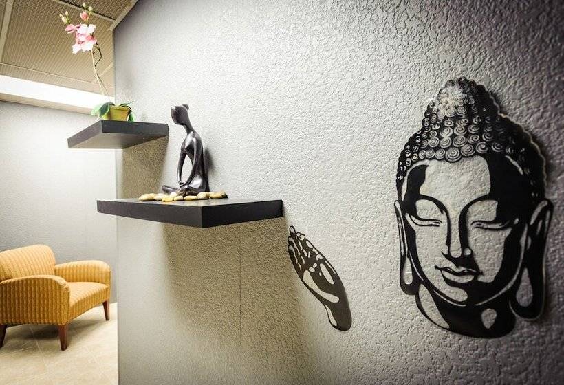 Szálloda Peterborough Inn & Suites