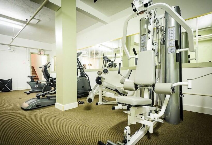 Szálloda Peterborough Inn & Suites