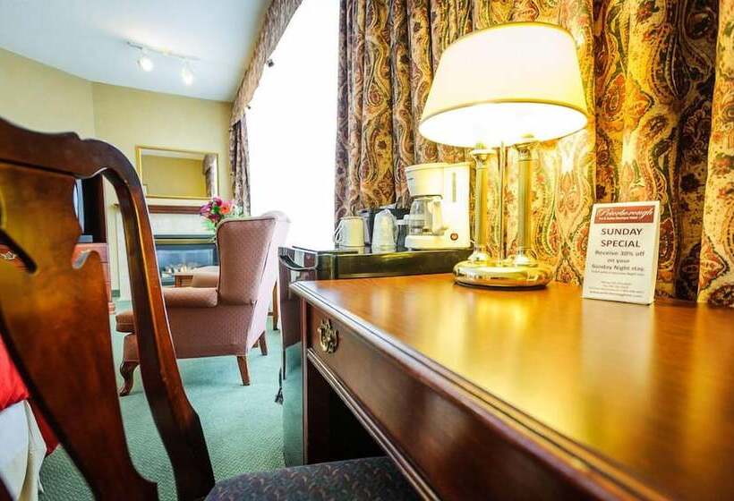 Szálloda Peterborough Inn & Suites