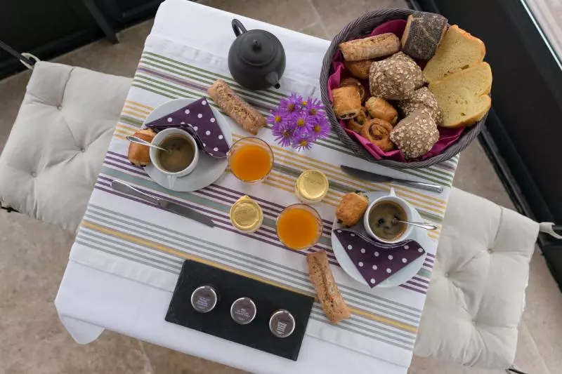 هتل Domaine De Bellevue, The Originals Relais