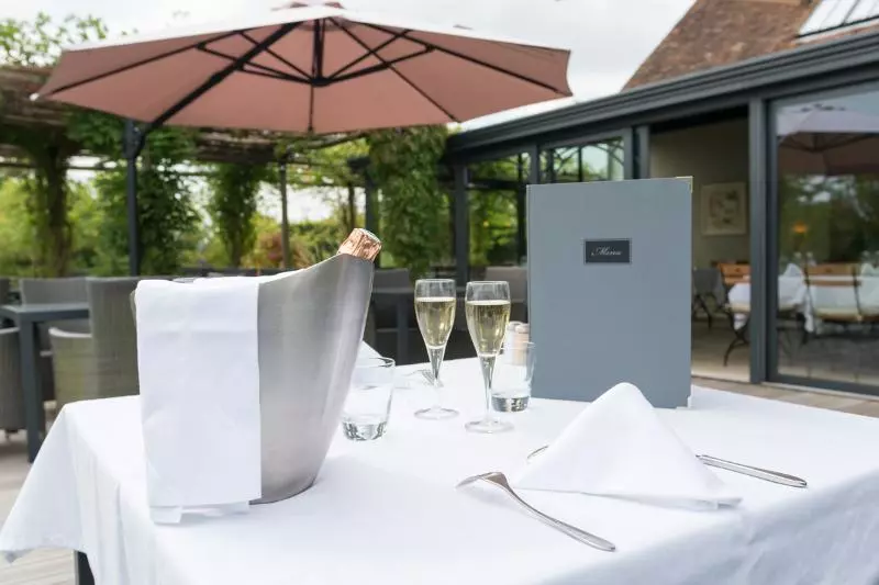 هتل Domaine De Bellevue, The Originals Relais