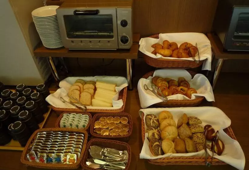 فندق Route Inn Grantia Komatsuairport