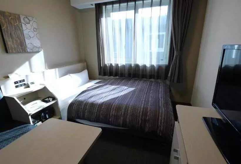 فندق Route Inn Grantia Komatsuairport