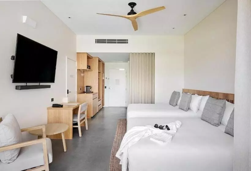 هتل Samphire Rottnest