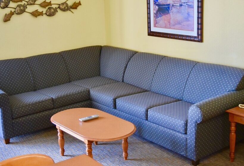 فندق Schooner Ii Beach And Racquet Club