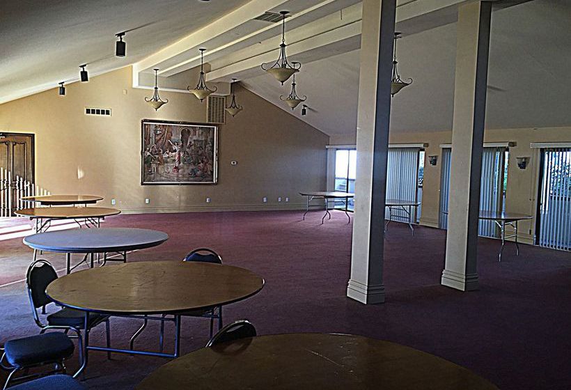 ホテル Tuscany Hills Resort