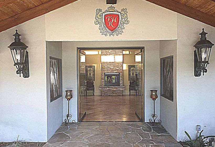 ホテル Tuscany Hills Resort