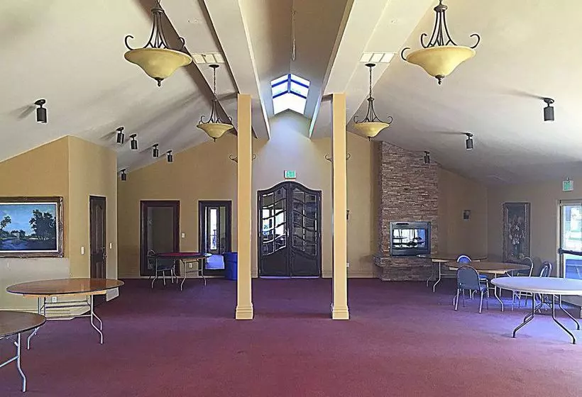 호텔 Tuscany Hills Resort