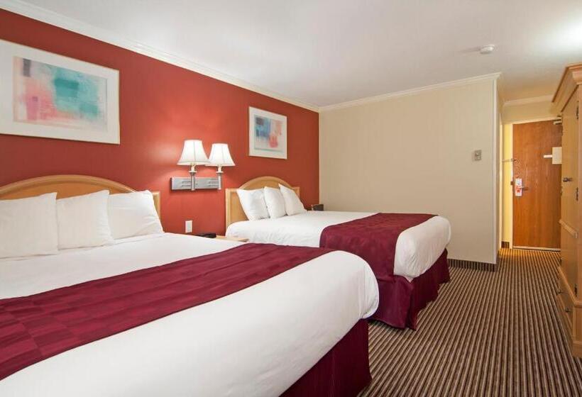 בית מלון כפרי Valley Inn Shakopee