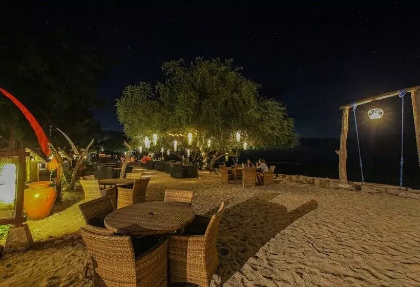 Курорт Jambuluwuk Oceano Gili Trawangan
