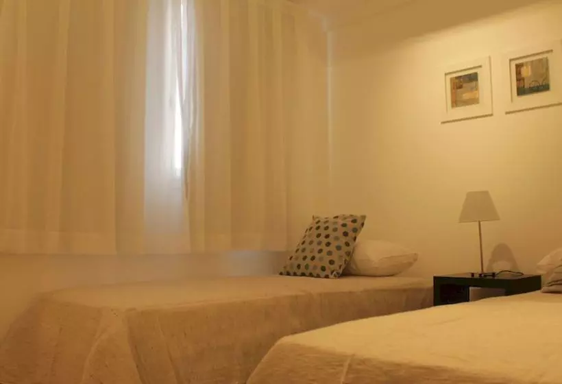 Laprida Suites