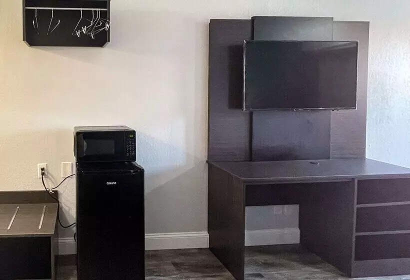 Motel 6memphis, Tn  Downtown