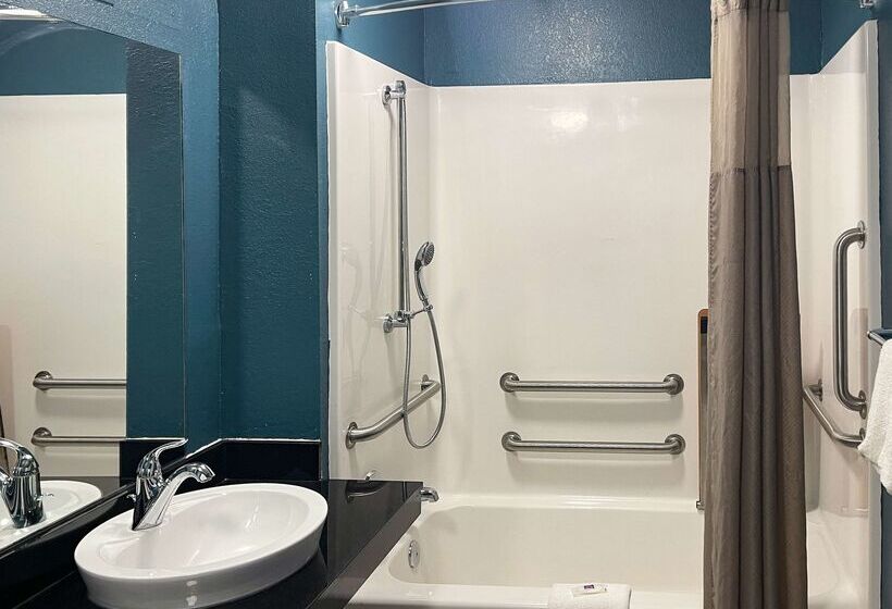 Motel 6memphis, Tn  Downtown