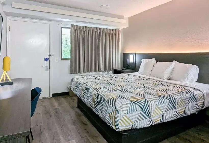 Motel 6 Nashua, Nh South