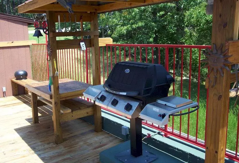 Мотель Stonegate Lodge