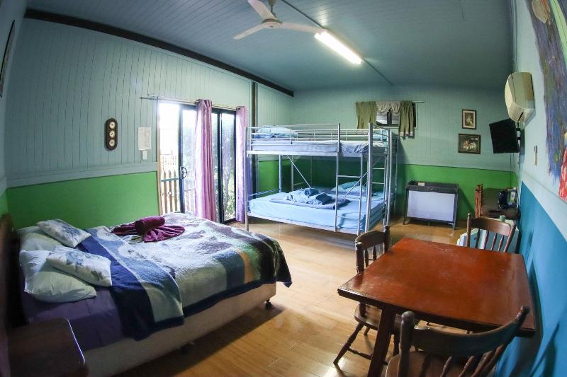 بنسيون Batchelor Butterfly Farm