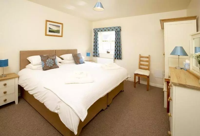 膳宿费 Wold Escapes, Highfield Farm