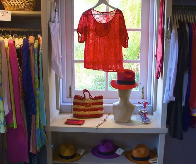 پانسیون Cotton House